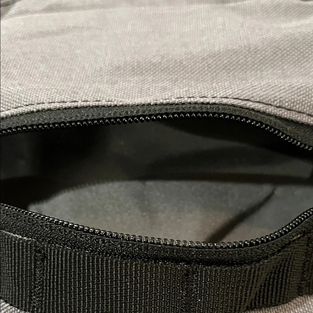 Columbia Zigzag II 30L Backpack- City Grey Heather/Black/NWT
